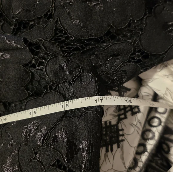 Betsy Johnson Black Lace Dress Long Sleeve Witchy Goth Size 4 - Picture 5 of 9